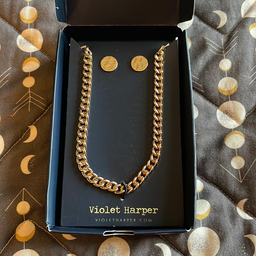 Violet Harper Gold Chain Necklace & Earring Set